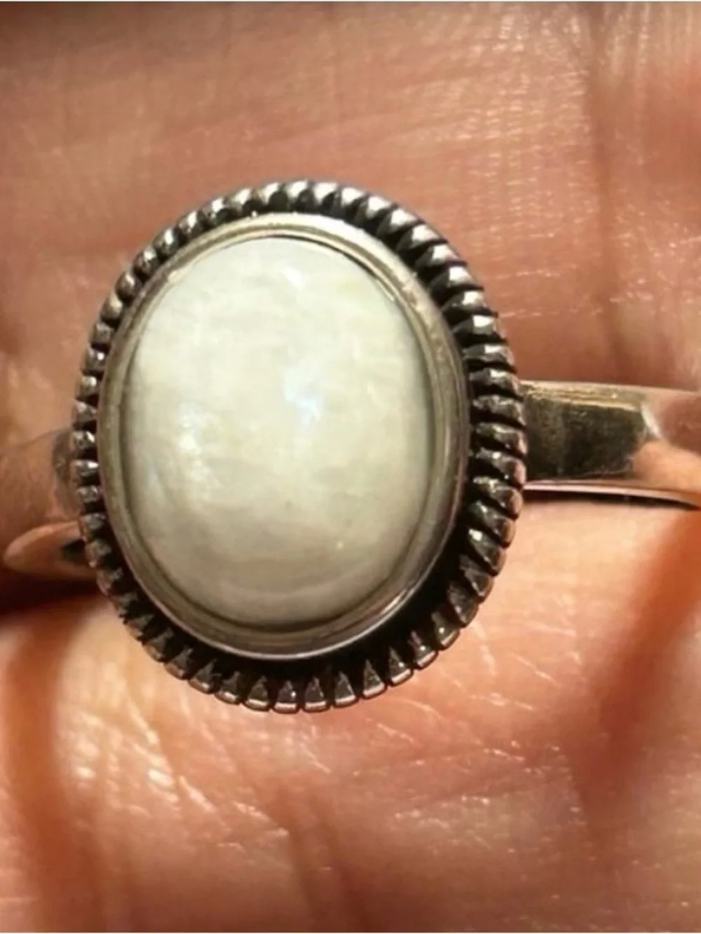 Sterling Silver S925 White Milky Moonstone Oval Ring Size 8 New S 925 jewelry